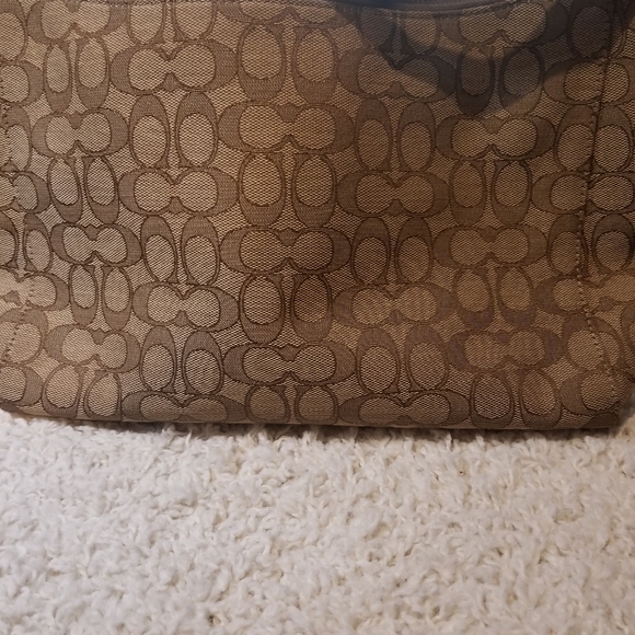 Coach Handbag - Picture 13 of 16